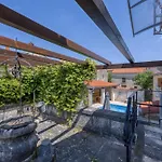 Casa Rustica Felker - Happy